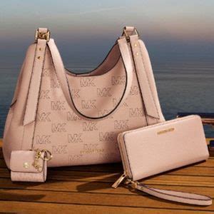 michael kors tsawwassen mills|Michael Kors Store .